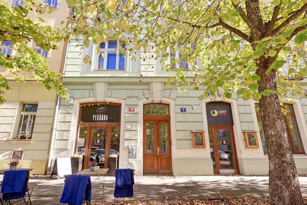 Velky 3-Loznicovy Byt Praha 8 Karlin Lägenhet Exteriör bild